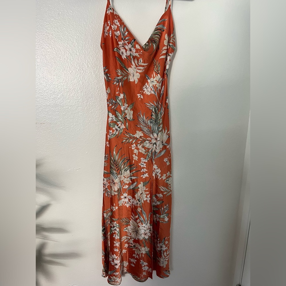 Satin-like floral dress